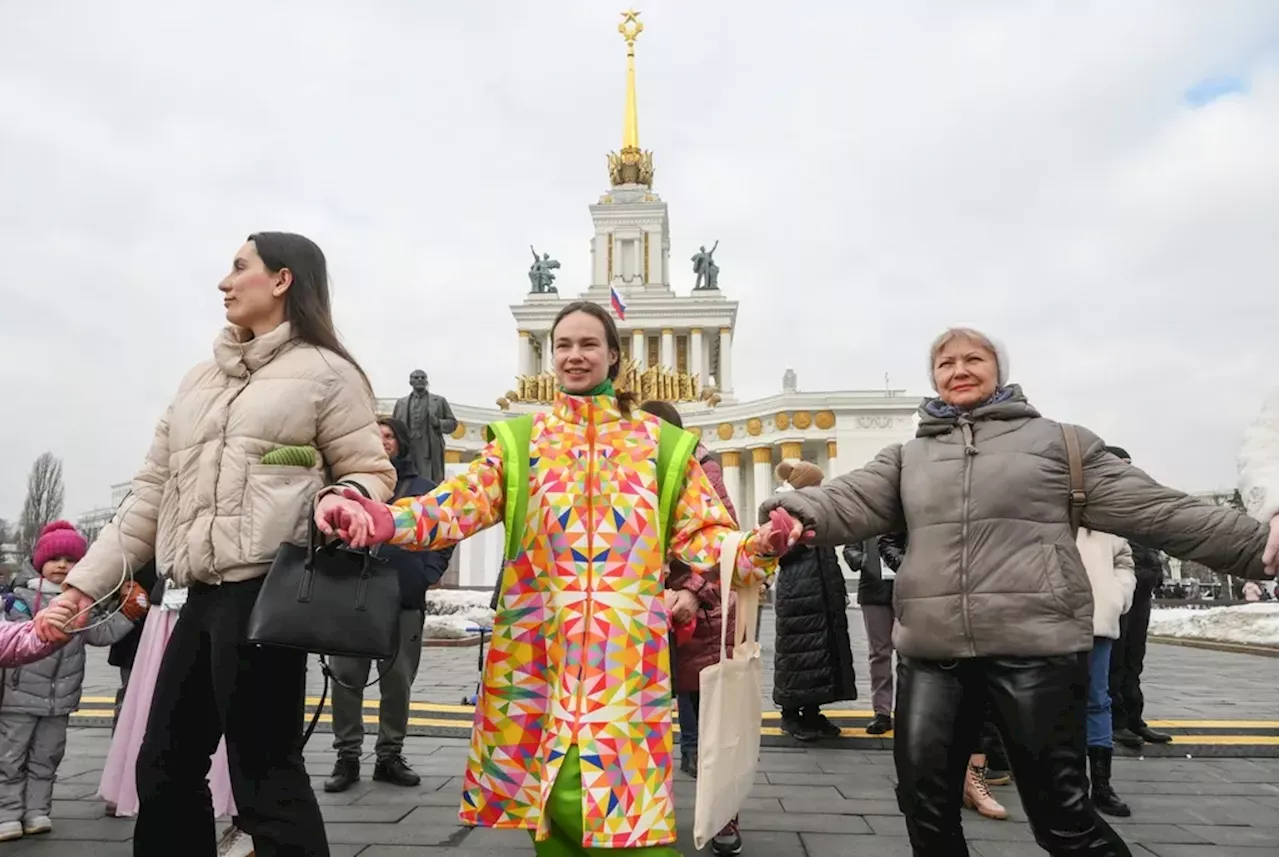 Гости из Китая и жители Петербурга чаще других посещали выставку-форум 'Россия'