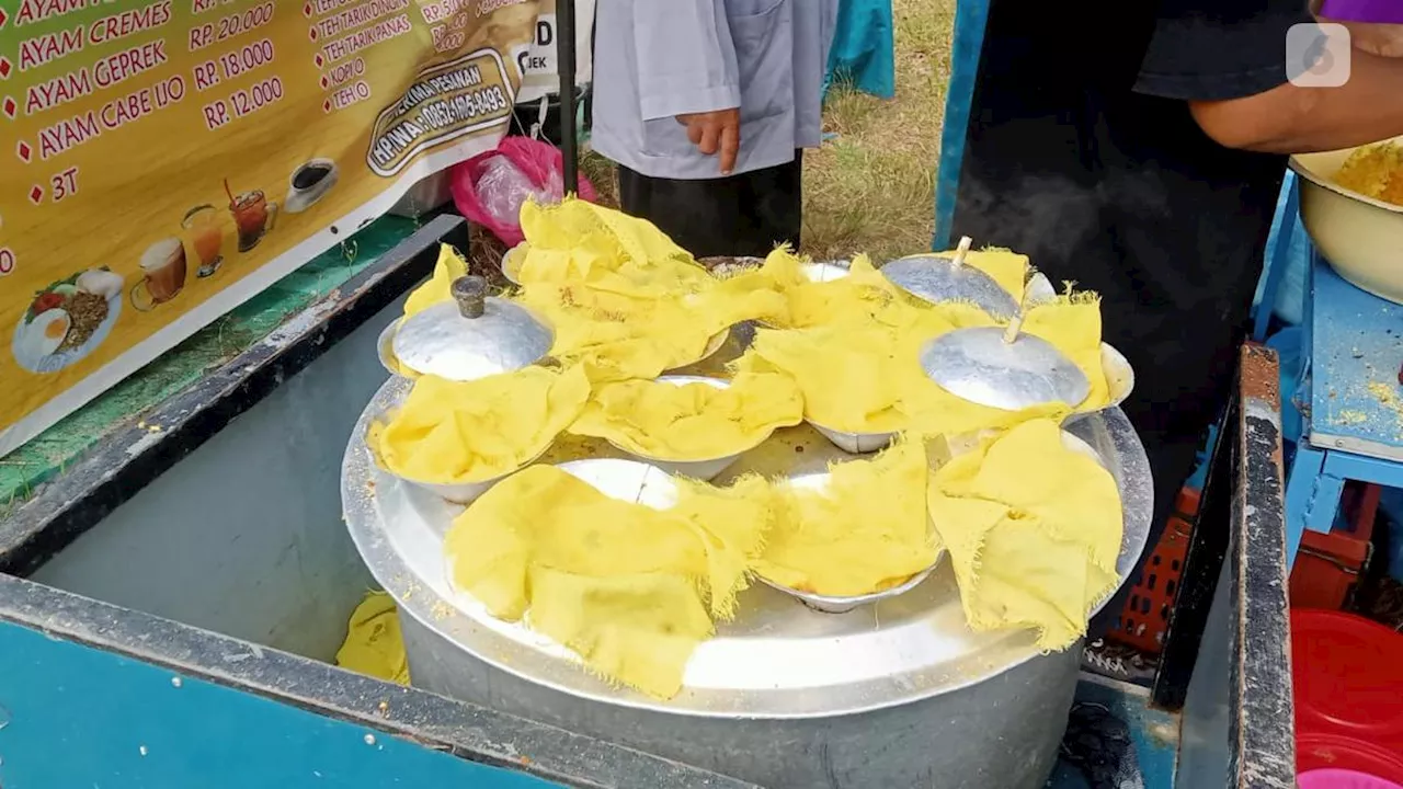 Yuk Mengenal Putu Piring, si Segitiga Kuning dari Melayu