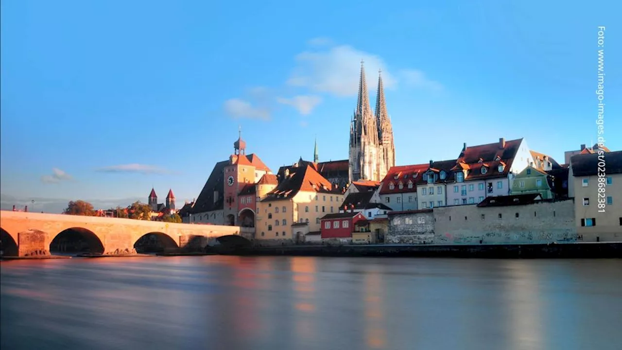 „Einflussreiche Fürsprecherin der extremen Rechten“: In Regensburg wird gegen „Fürstin“ Gloria demonstriert