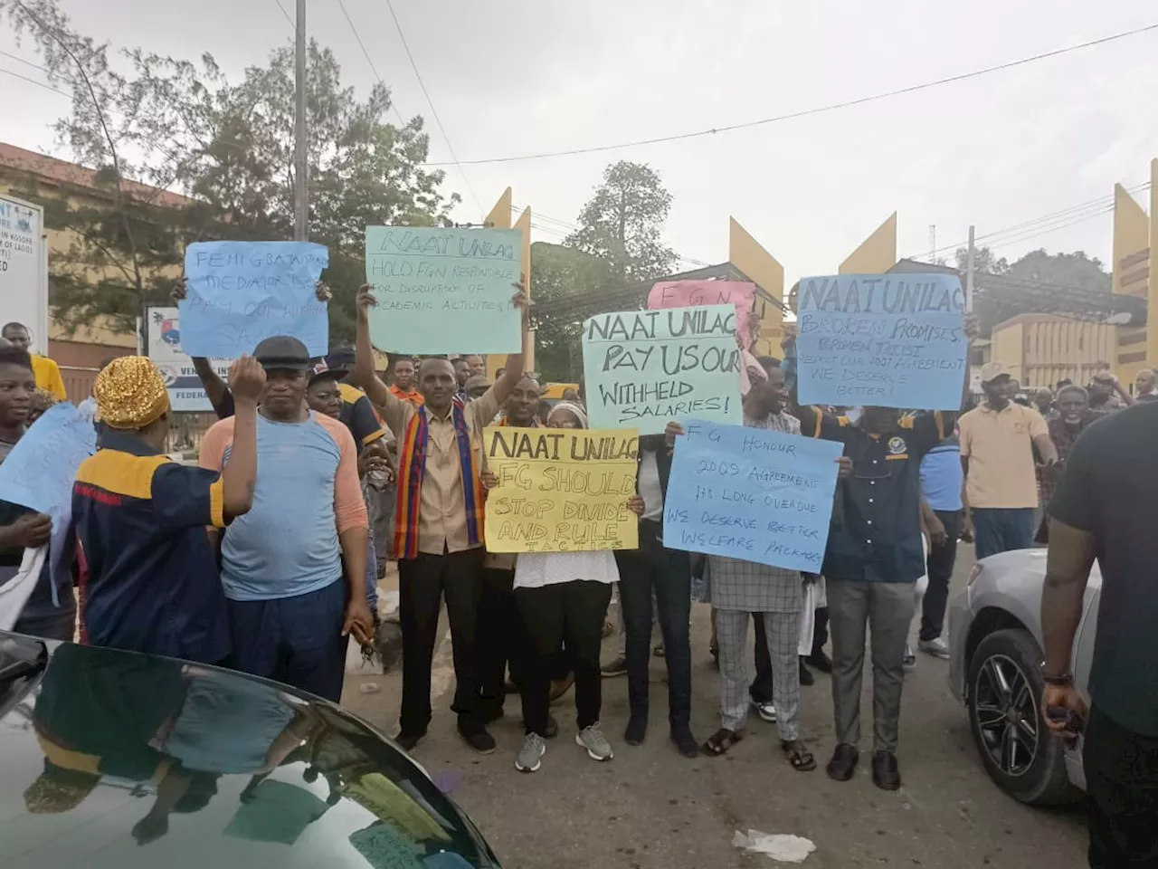 BREAKING: SSANU, NASU, NAATS block UNILAG gate as nationwide strike continues