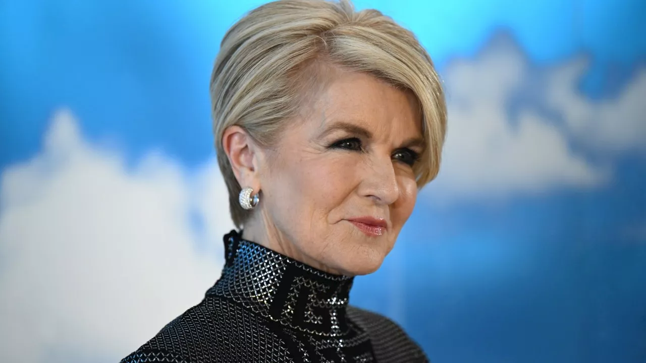 Julie Bishop finds new love with Perth mystery man