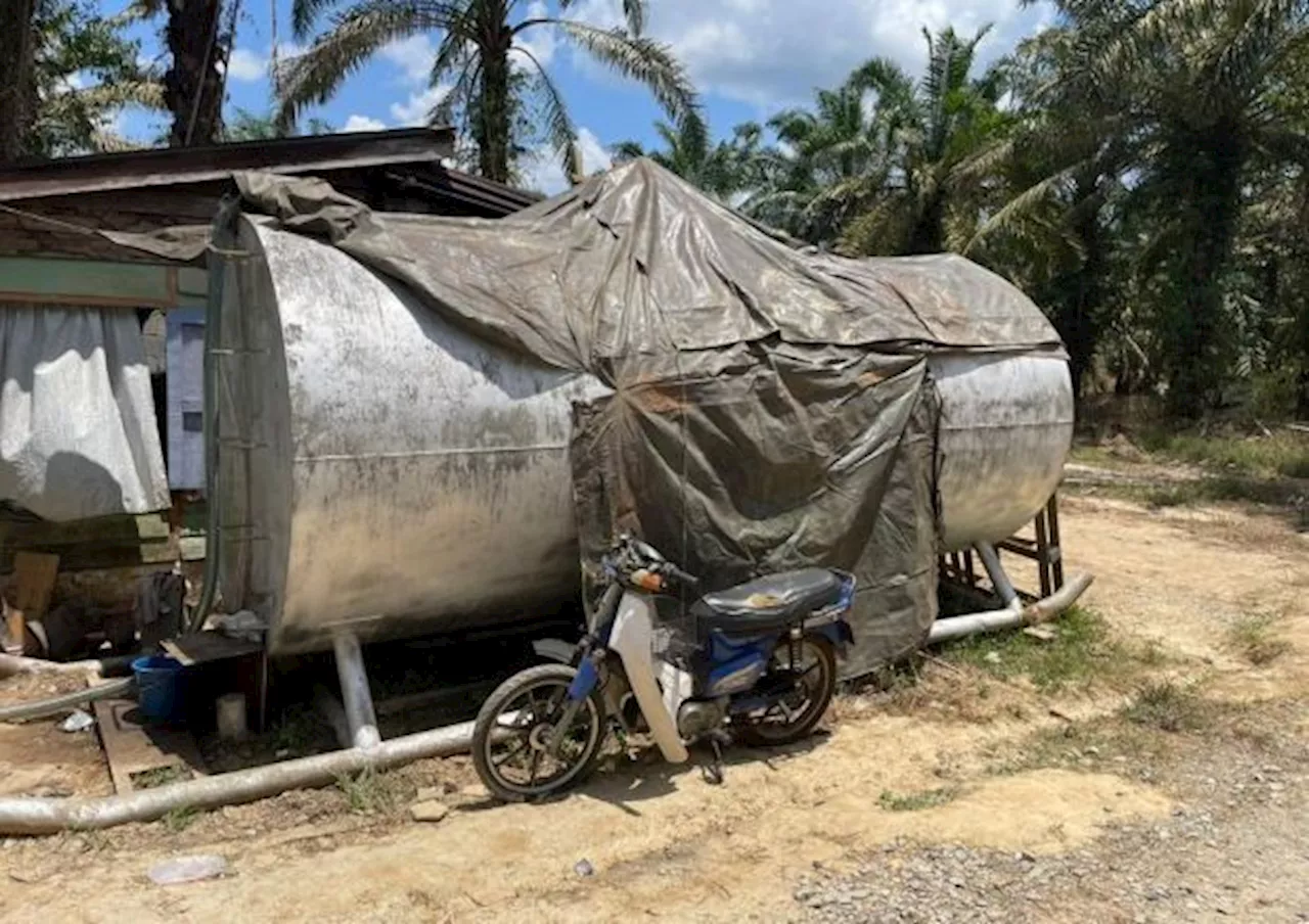 Five nabbed in Kluang for smuggling RM43,000 worth of subsidised diesel