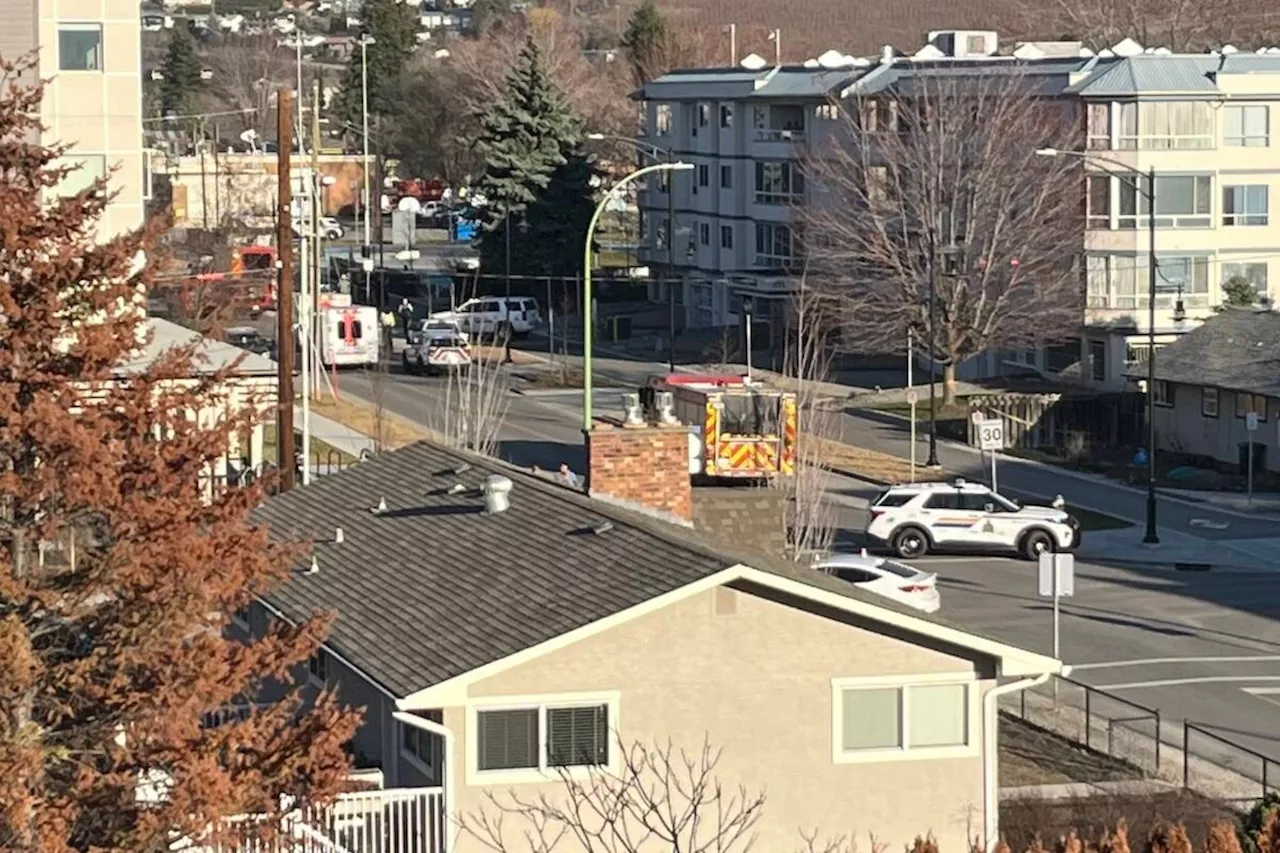 Hazmat team called in to search Kelowna RCMP vehicle, close park