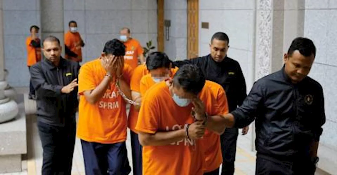 Four-day remand on 10 civil servants nabbed over RM3m in bribes