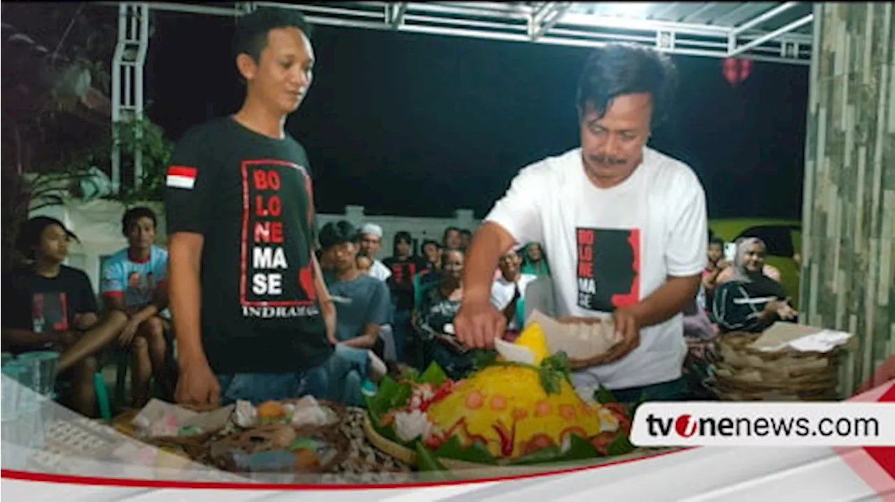 Relawan Bolone Mase Prabowo-Gibran Sujud Syukur dan Potong Tumpeng Rayakan Kemenangan