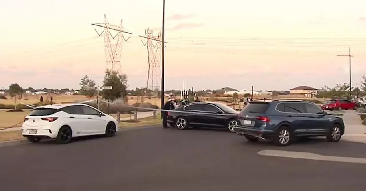 Mother shelters in kitchen after shots fired at man walking dog in Melbourne's north-west