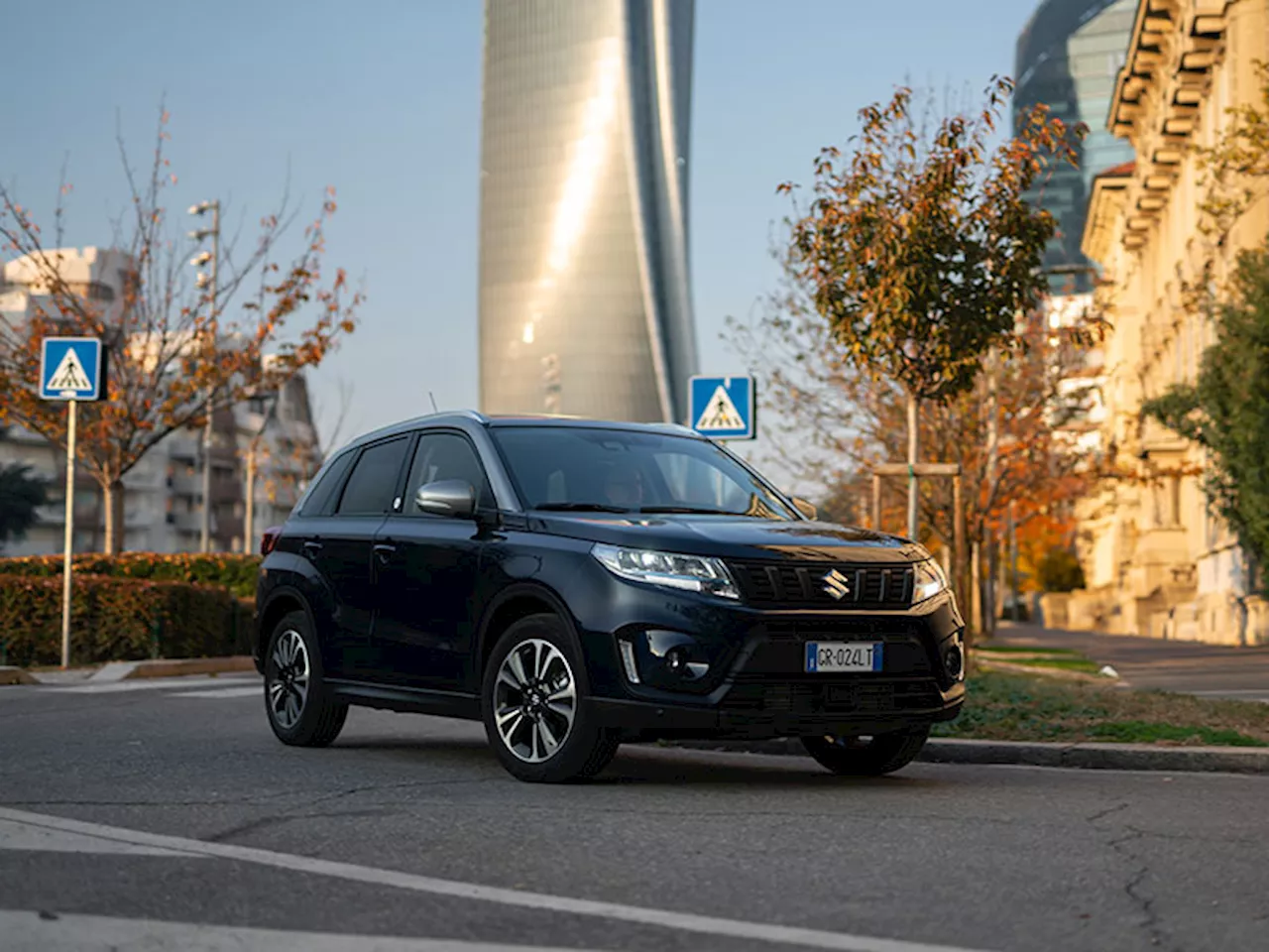 Suzuki Vitara Hybrid Yoru: una nuova serie speciale