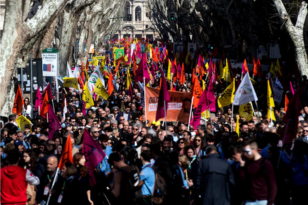 'Memoria e impegno' corteo di Libera a Roma contro le mafie