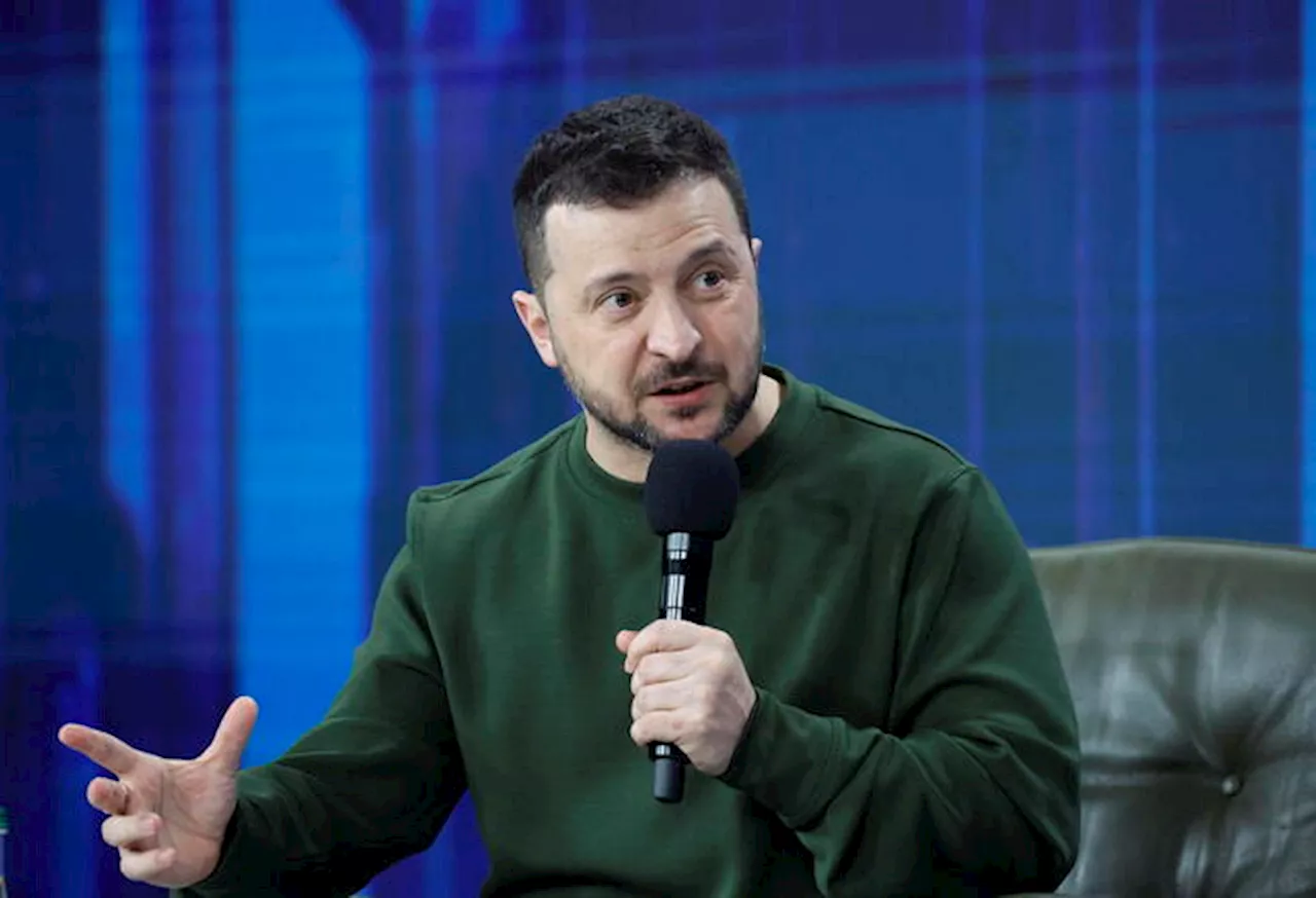 Zelensky ai leader europei: 'La scarsa fornitura di munizioni è una situazione umiliante'