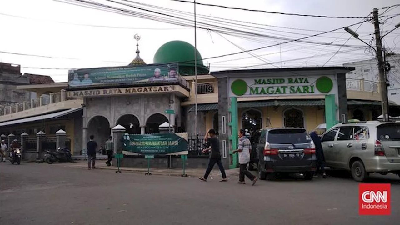 Masjid Magat Sari, Seabad Lebih Jadi Pilar Islam di Tengah Pasar Jambi