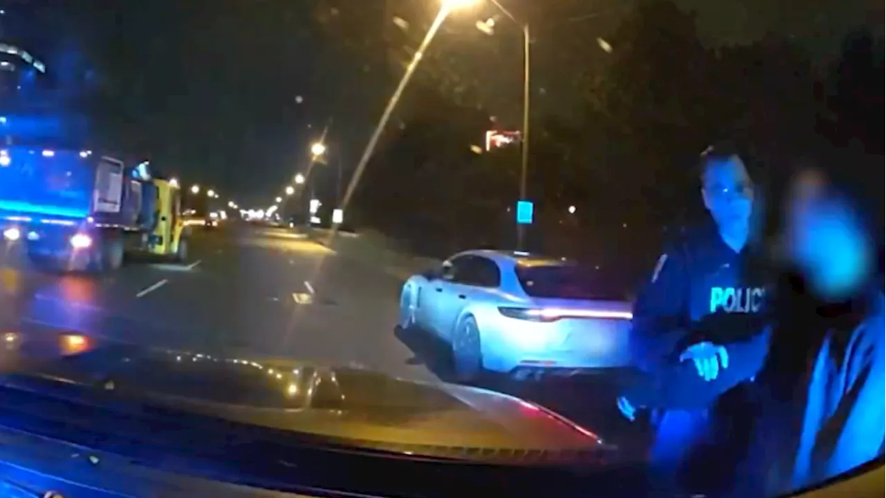 Video shows suspected impaired driver spinning out at Markham intersection