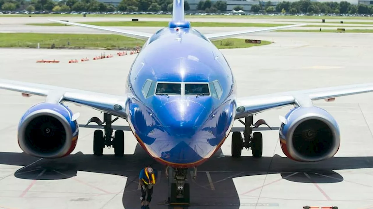 Southwest Airlines ground workers ratify deal with 18% raise