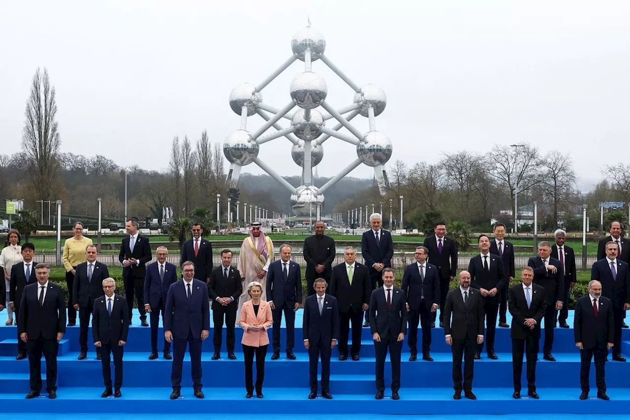 La primera cumbre mundial de energía nuclear reivindica en Bruselas su lugar junto a las renovables