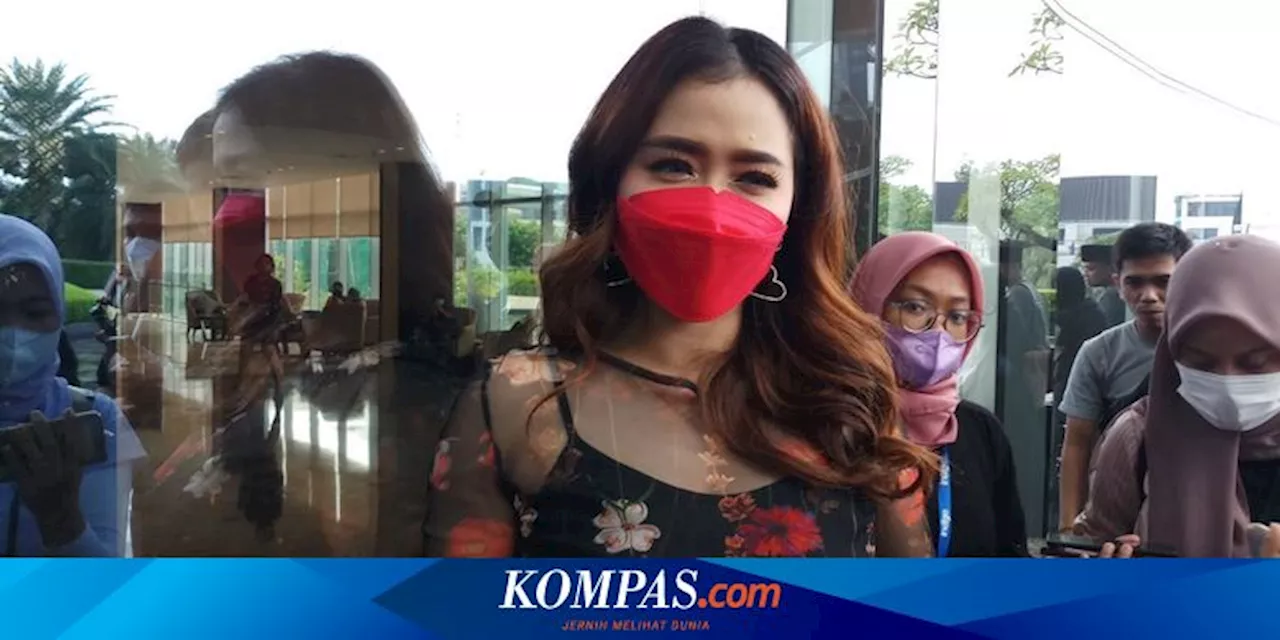 Kehilangan Sosok Donny Kesuma, Vega Darwanti Ungkap Tak Pernah Dengar Mengeluh Sakit