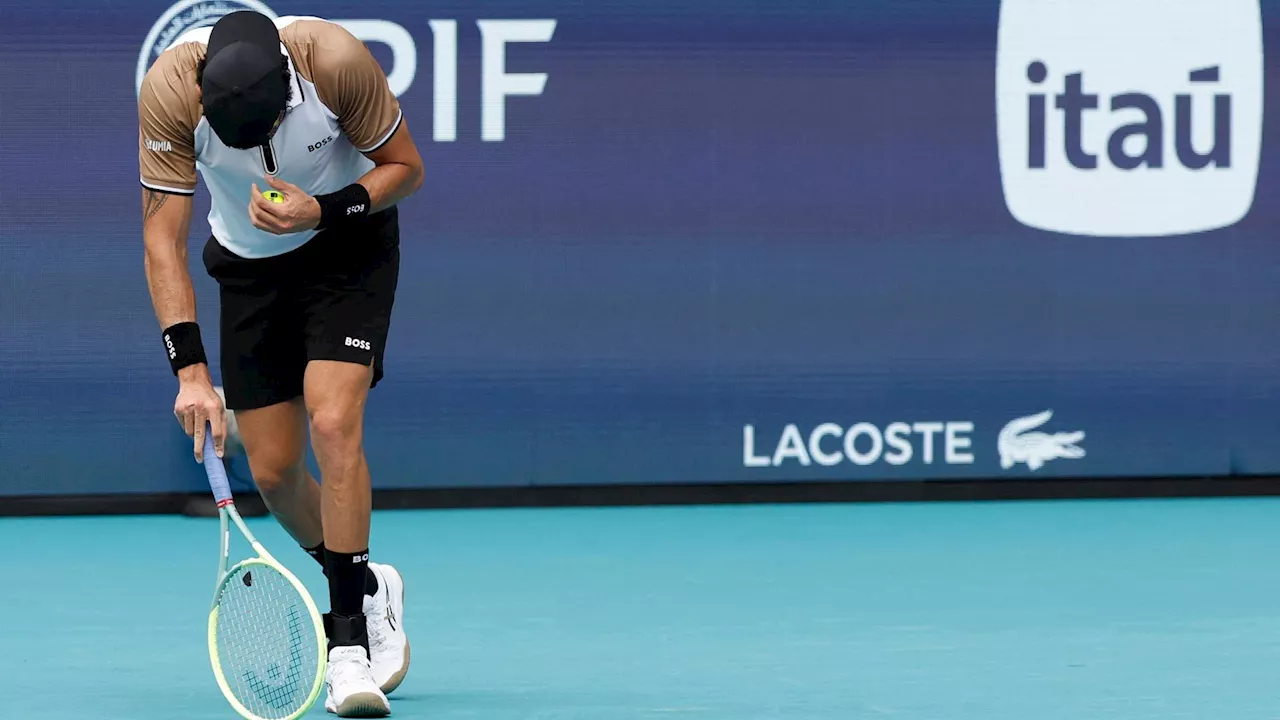 Tennis, Atp Miami: Berrettini ko con Murray in tre set, malore per l’azzurro