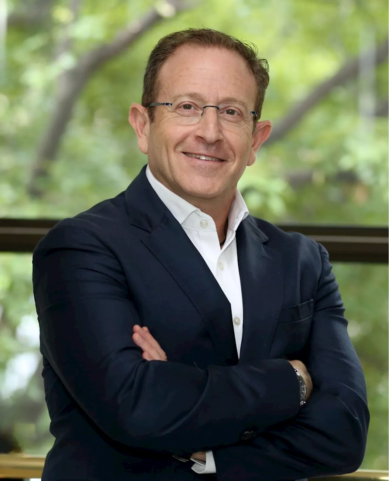 Menachem Kay - Financial Advisor