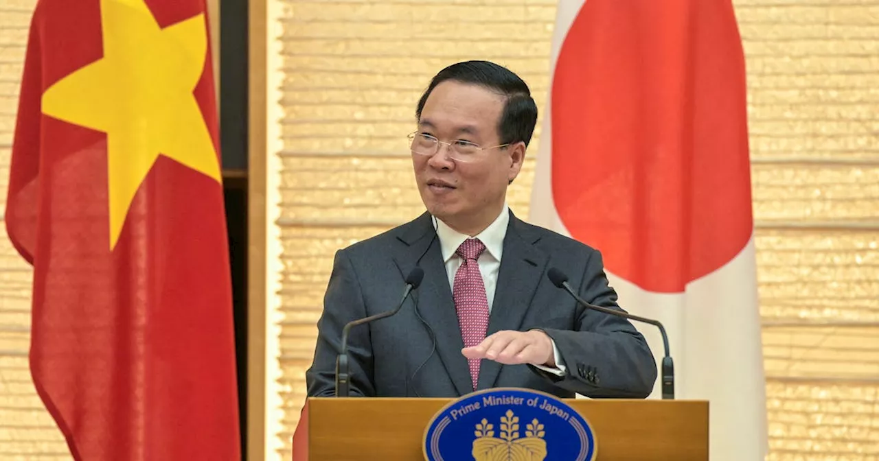 Vietnam names acting president after legislature votes to remove Thuong