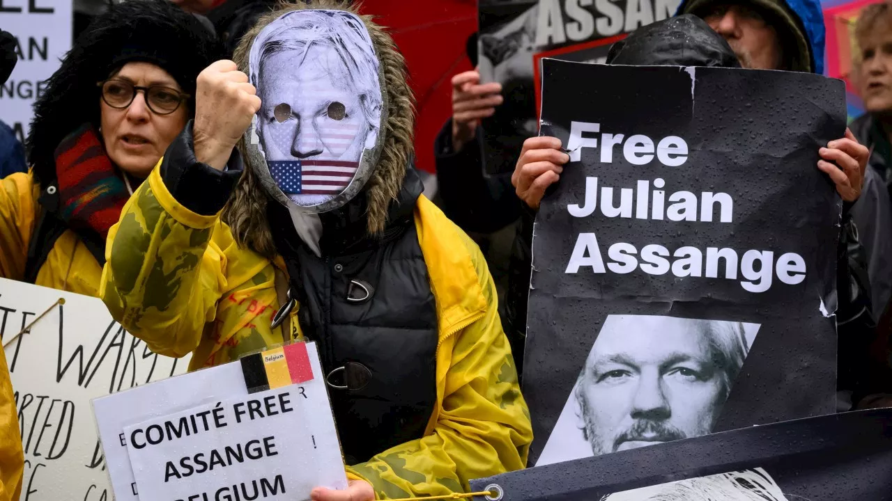 Julian Assange’s legal team respond to possible plea deal offer