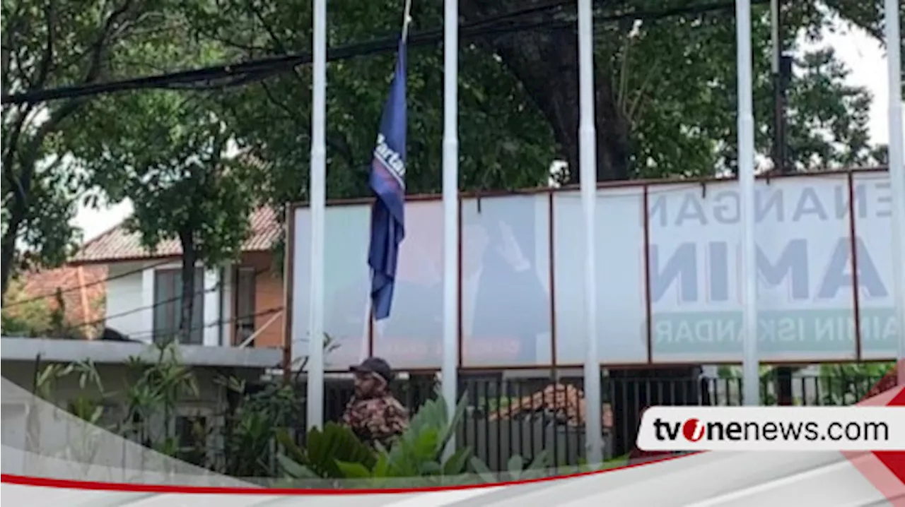 Momen Relawan FKPPI Turunkan Paksa Bendera NasDem di Markas Timnas Amin, Ternyata Ini Penyebabnya