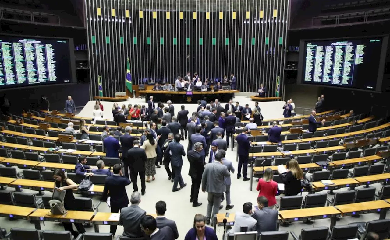 Câmara aprova restrições à 'saidinha' de presos no país