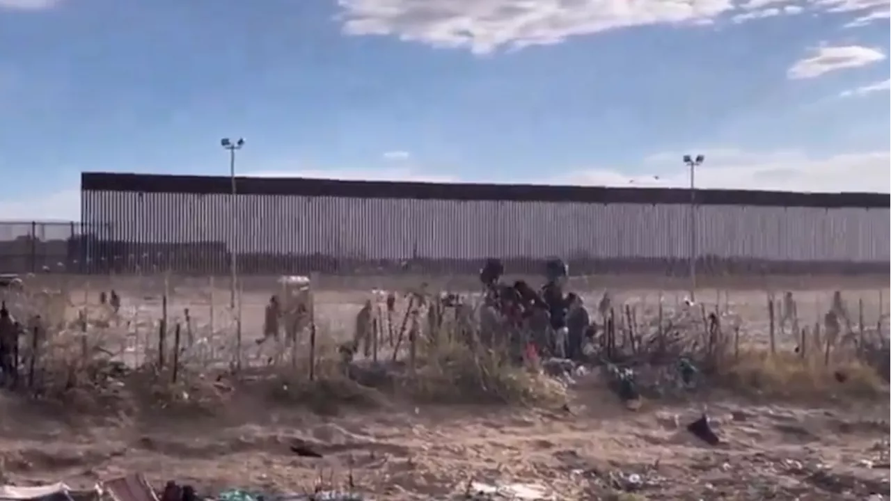 Migrants Cross Into U.S. as Border Fencing Opens Up