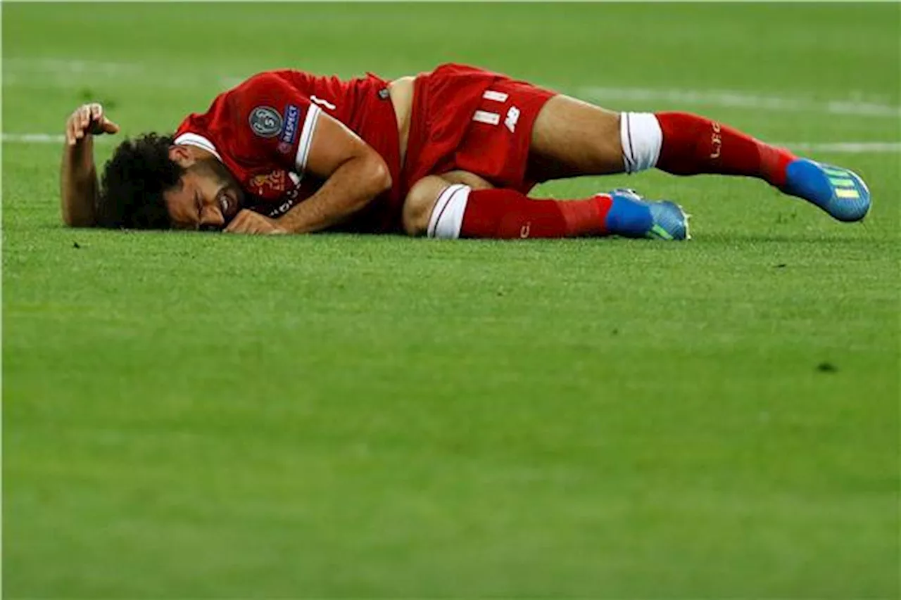 محمد صلاح ورضا سليم وآخرهم إمام عاشور| دموع في الملاعب بسبب إصابات الكتف