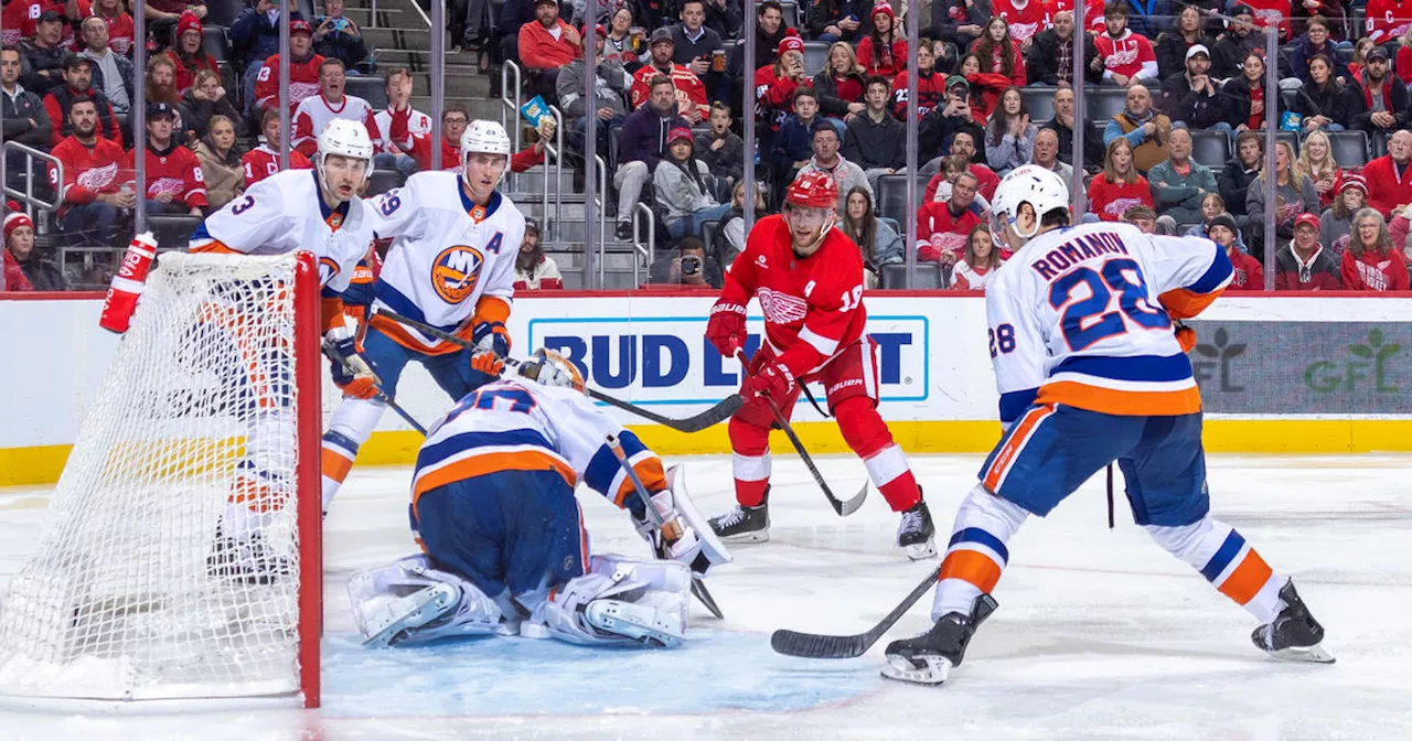 Larkin, Copp each score twice to help Red Wings beat slumping Islanders