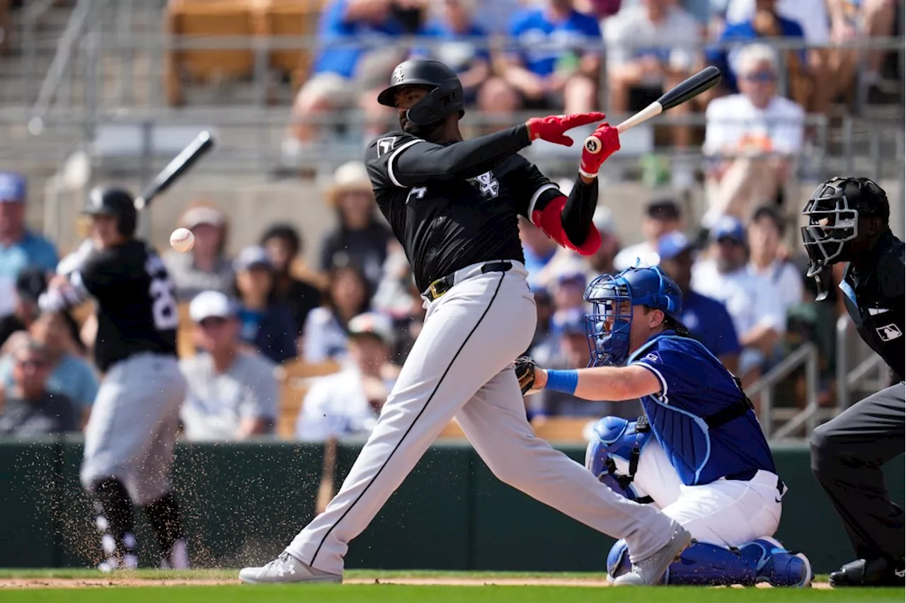 Chicago White Sox DH Eloy Jiménez is day to day with bruised right foot