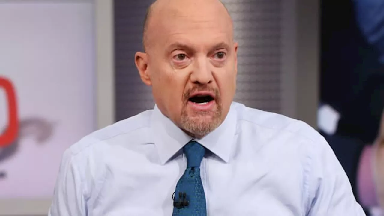 Jim Cramer's week ahead: New consumer data and earnings from Walgreens