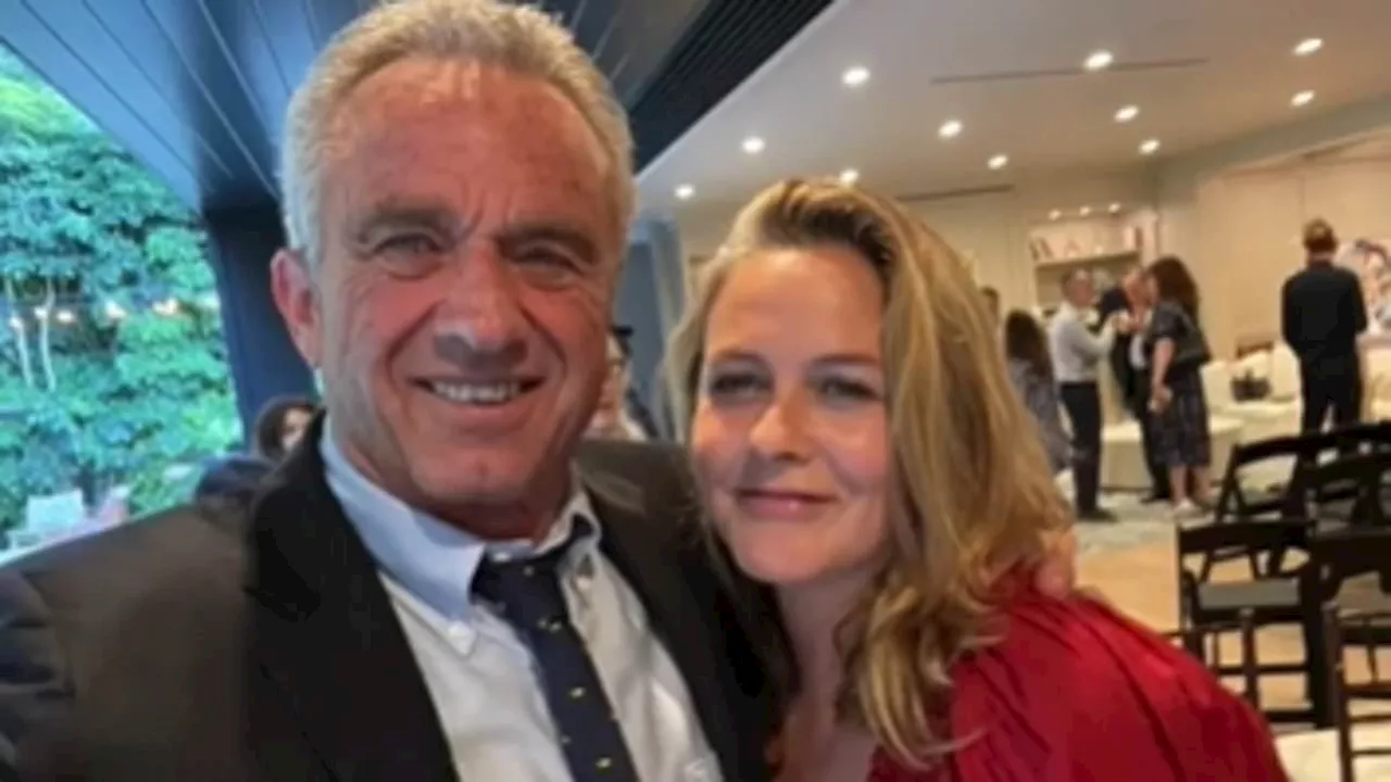 Clueless star Alicia Silverstone paid $400 for vegan cheese shop to cater Robert F. Kennedy Jr event...