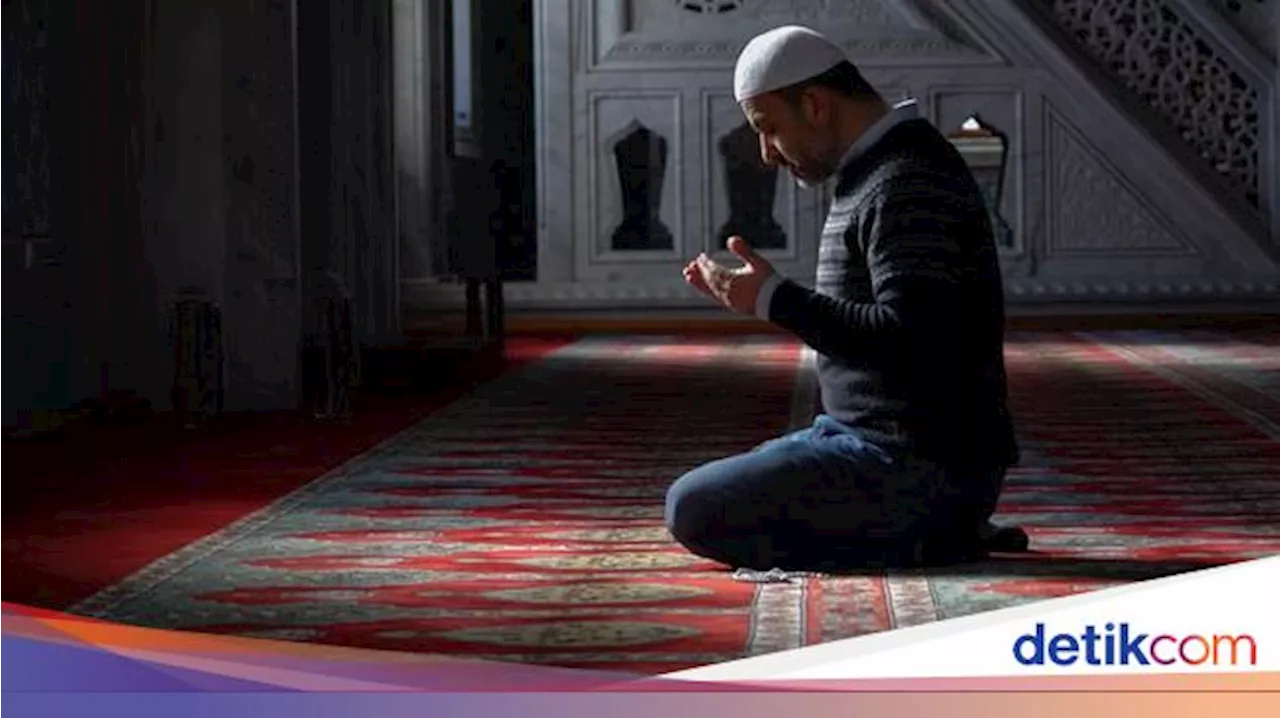 Bacaan Wirid setelah Sholat Fardhu Lengkap Arab dan Latin