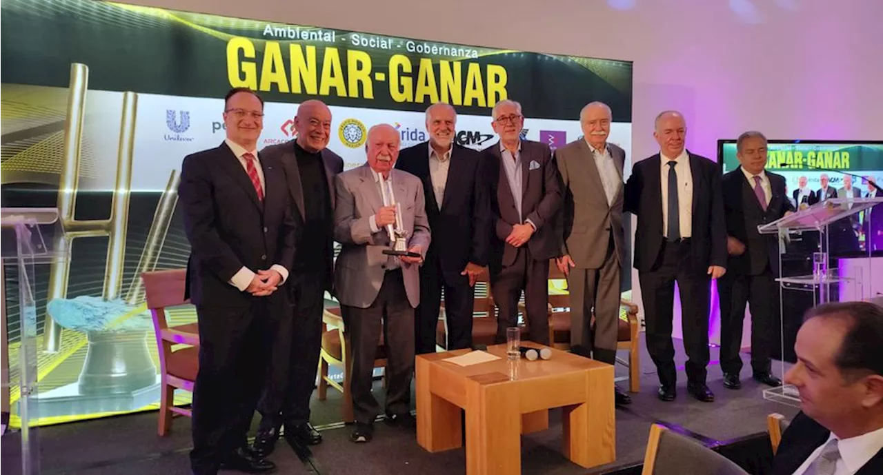 Entregan los Premios Ganar-Ganar, de Responsabilidad Social Corporativa y Desarrollo Sustentable