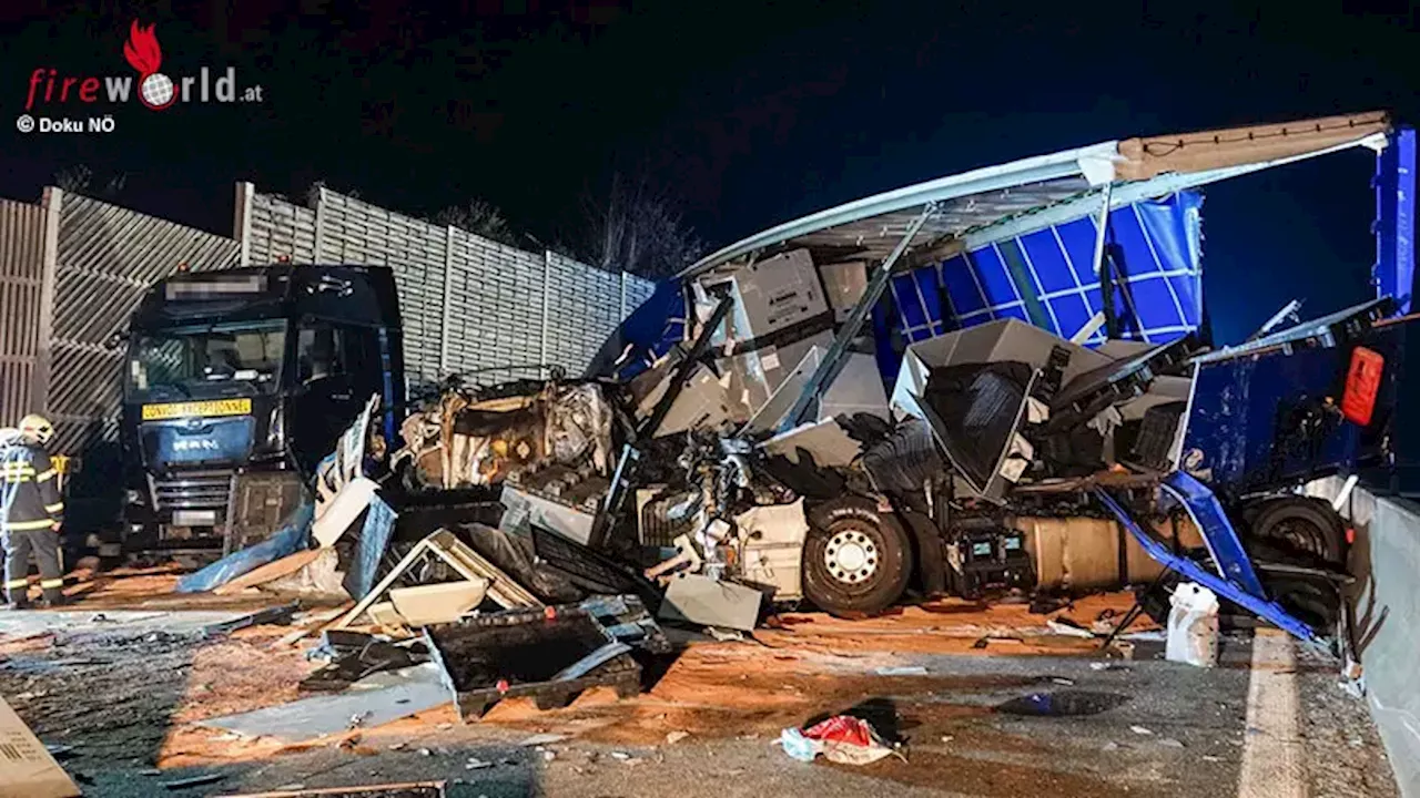 Nö: Lkw kracht auf A1 gegen abgestellten Sondertransporter → Lkw-Kabine abgerissen, ein Todesopfer