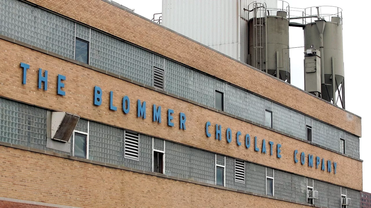 Chicago's Blommer chocolate factory closing