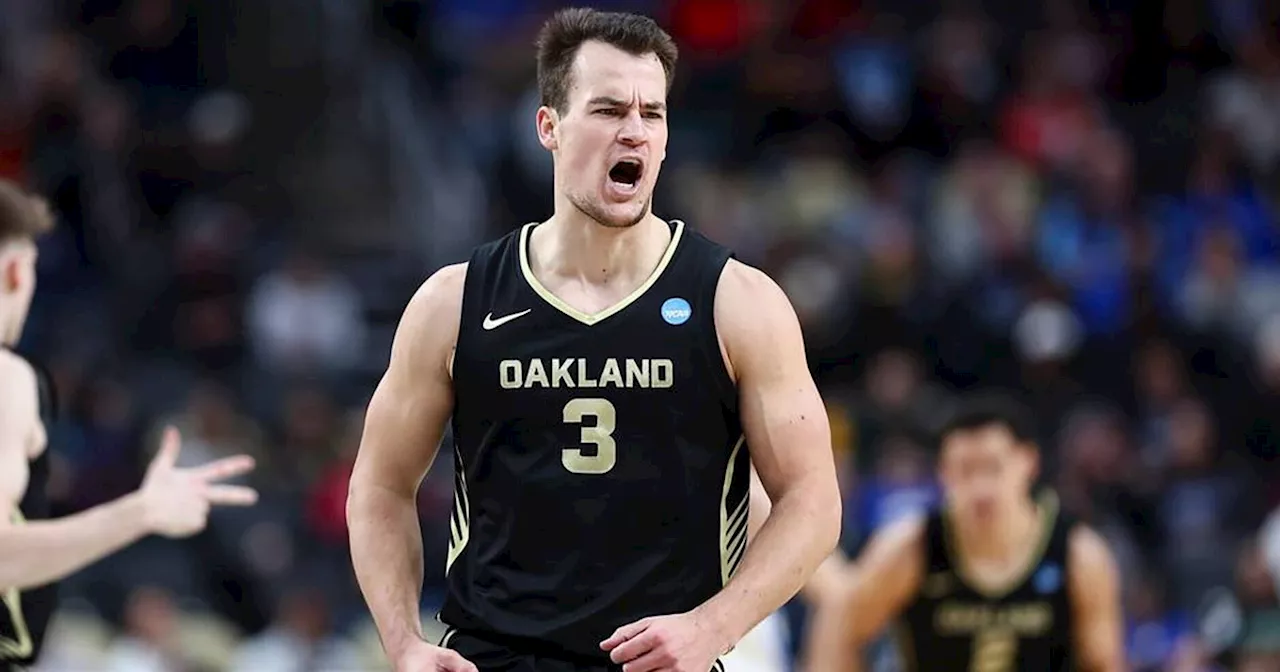 Watch Obscure Sharpshooter Dismantle Kentucky With Bonkers Array Of 3-Pointers