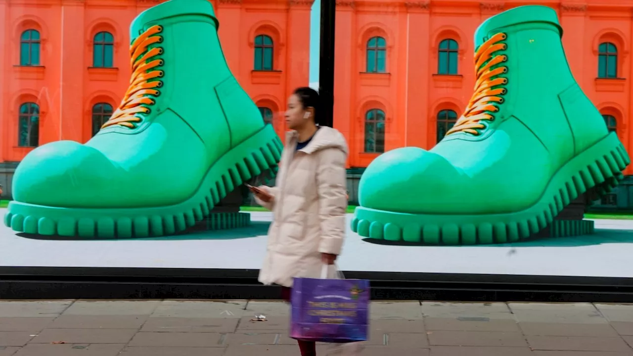 UK retail sales remained flat in February as wet weather dampens high street footfall