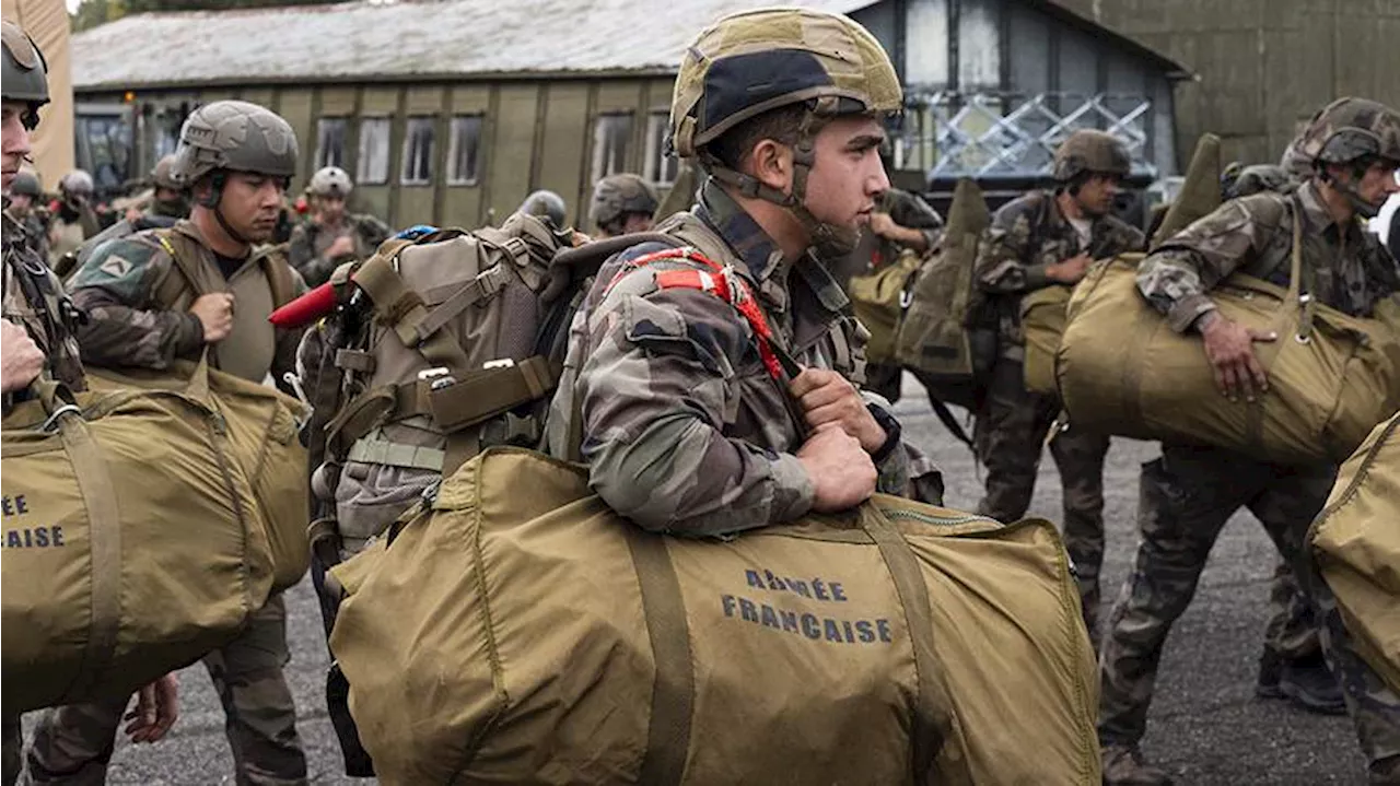 Лидер французской партии раскритиковал идею Макрона об отправке войск на Украину