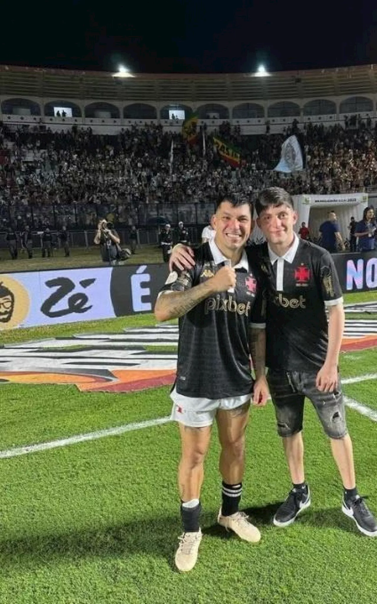 Filho de Medel, do Vasco, é preso no Chile por violência doméstica