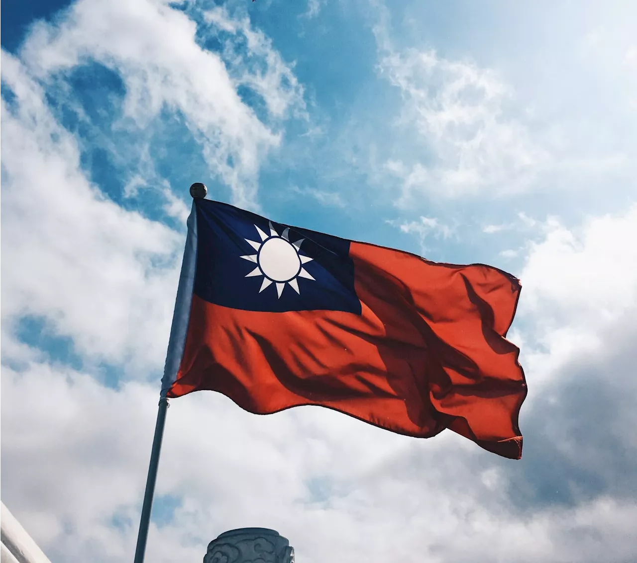 Taiwan rebuffs Chinese embassy, asserts independence