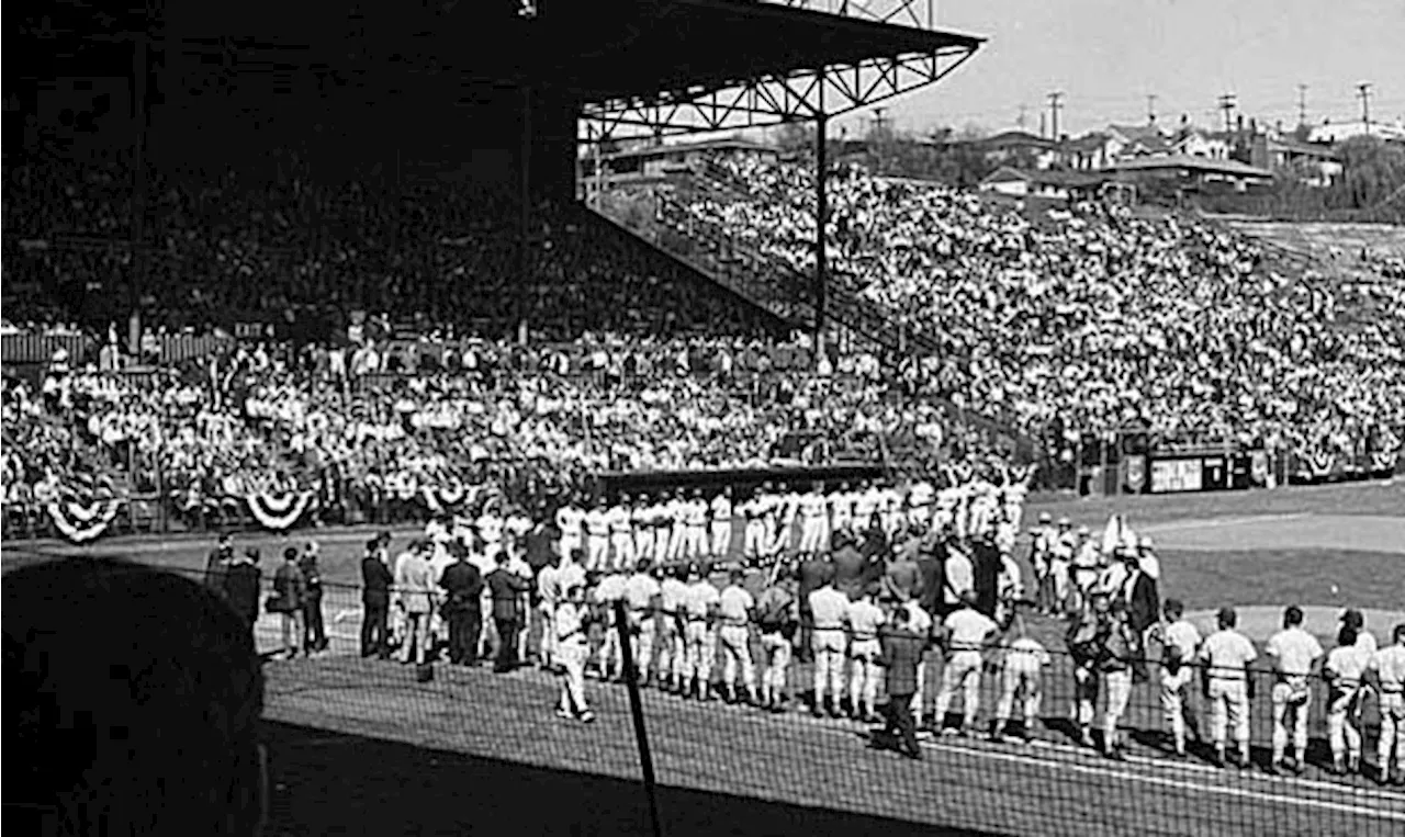 Seattle Pilots broadcaster Bill Schonely looks back to the pre-Mariners days