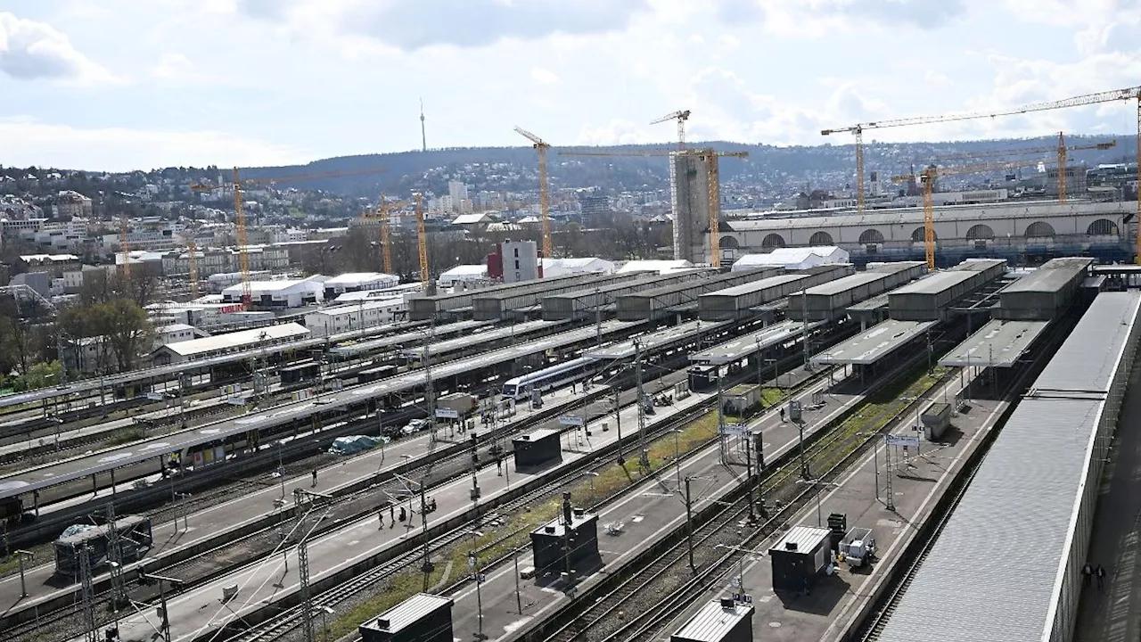 Baden-Württemberg: Tanz um heißen S21-Brei: Kopfbahnhof bis 2026 in Betrieb