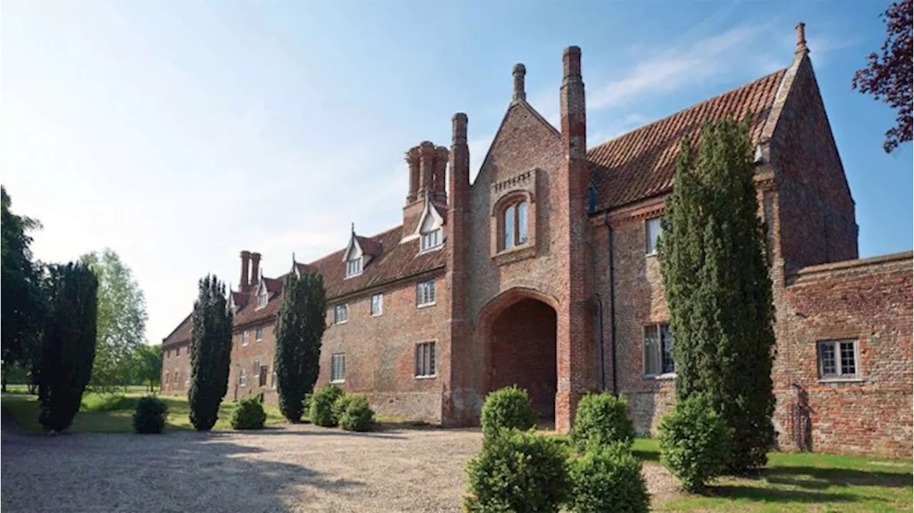 A Sprawling English Country Estate With Ties to Two Kings Lists for $4.5 Million