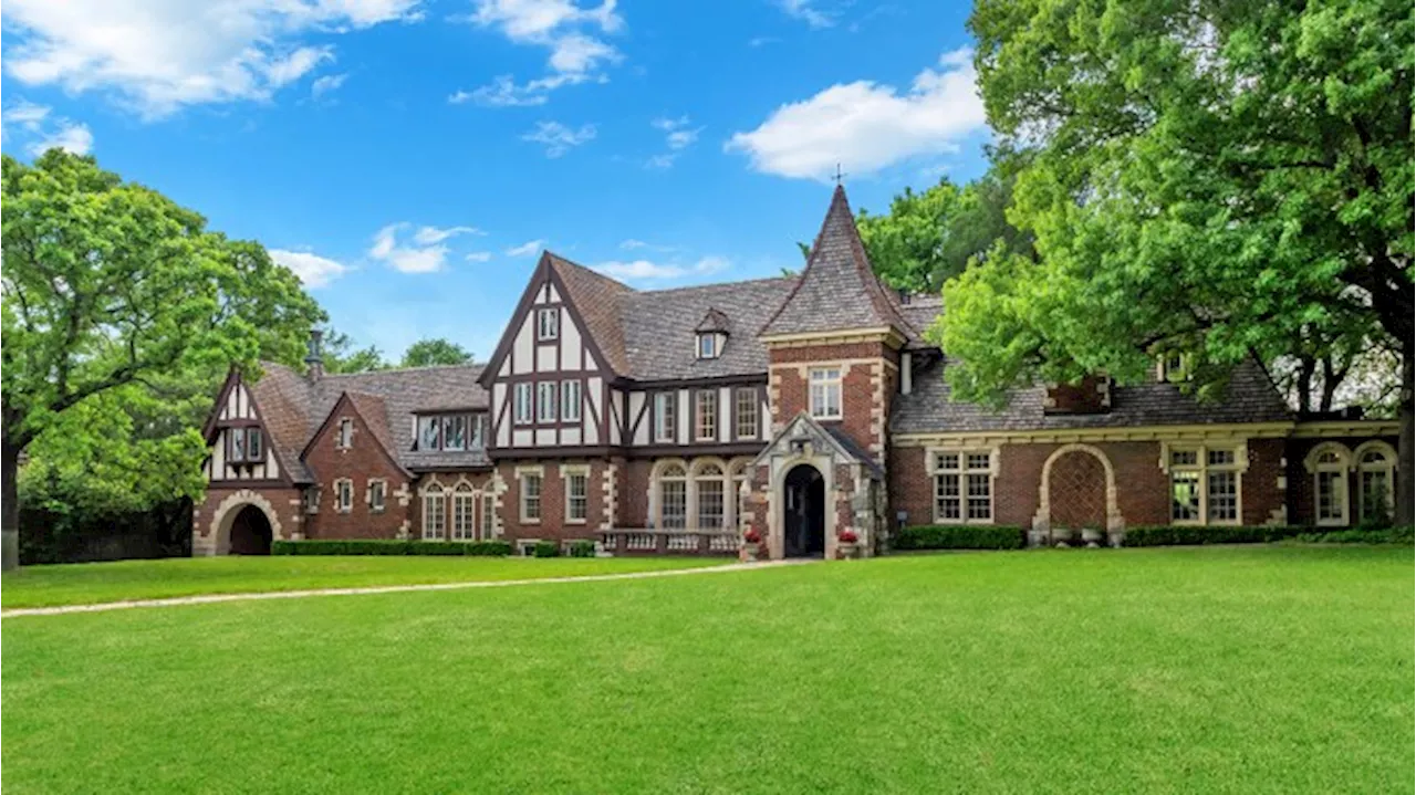 This $5.1 Million Fort Worth Mansion Was Built in 1929 for a Local Oil Baron