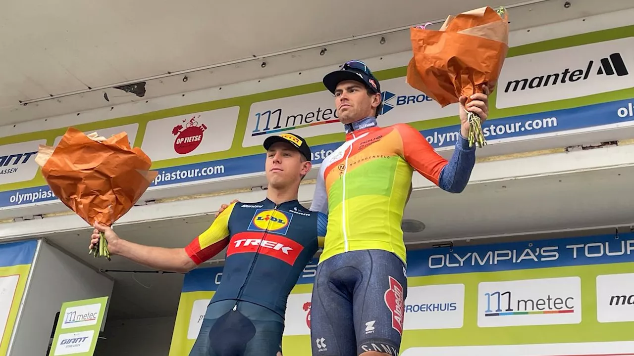 Belg Simon Dehairs wint kletsnatte derde etappe Olympia's Tour in Roden