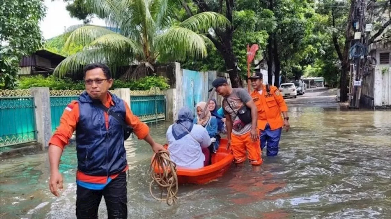 Hujan Guyur Jakarta Sejak Dini Hari, 14 RT dan 16 Ruas Jalan Kebanjiran