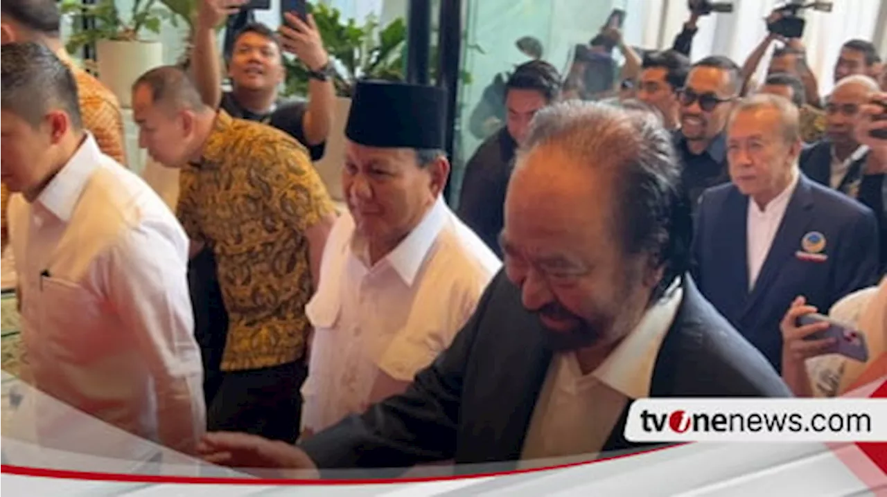 Kedatangan Prabowo Disambut Hangat Surya Paloh, Sampai Gelar Karpet Merah