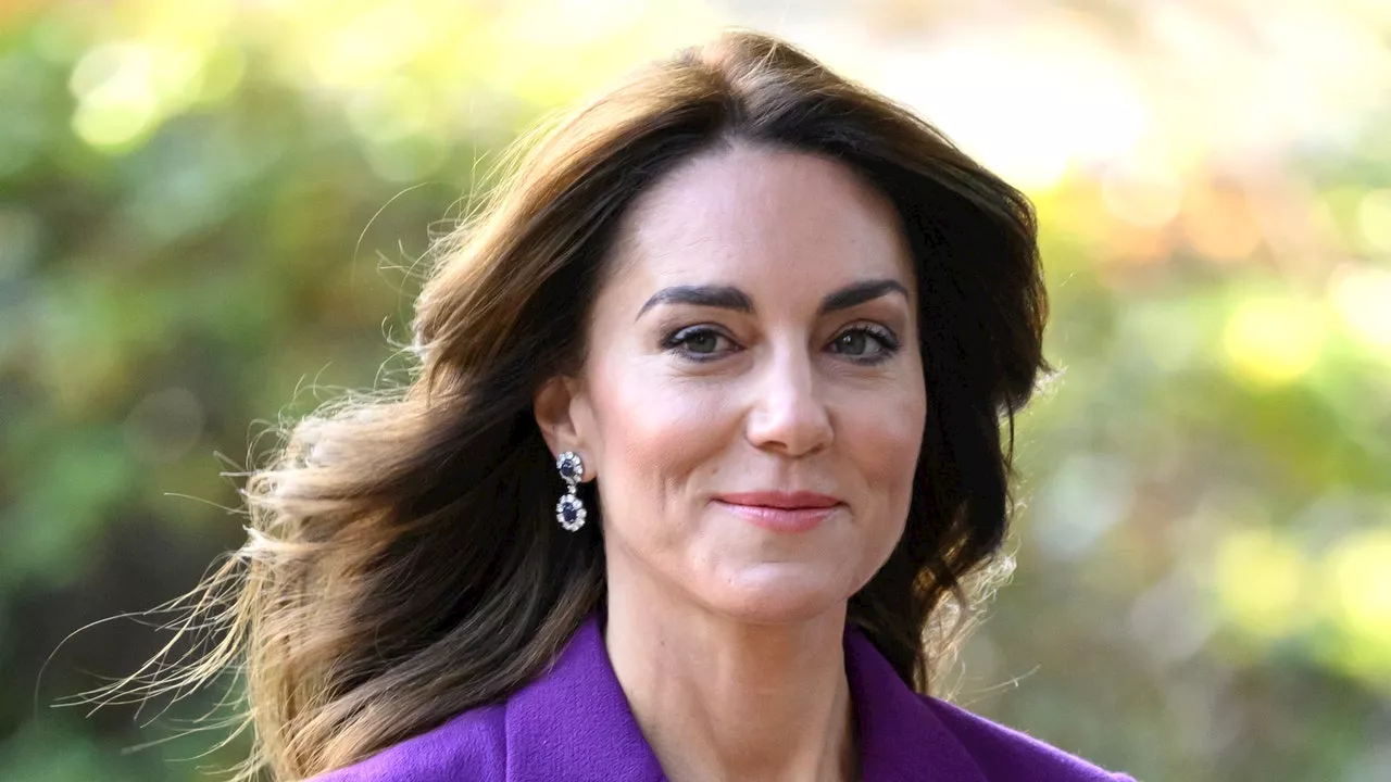 Kate Middleton, Kensington Palace rompe il silenzio: «La principessa sta lavorando da casa»