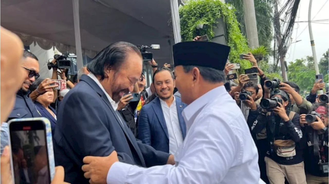 Tiba di Nasdem Tower, Prabowo Disambut Peluk Surya Paloh