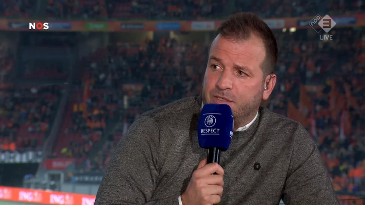 Van der Vaart reageert verbaasd op uitleg van Koeman: ‘Frappant’