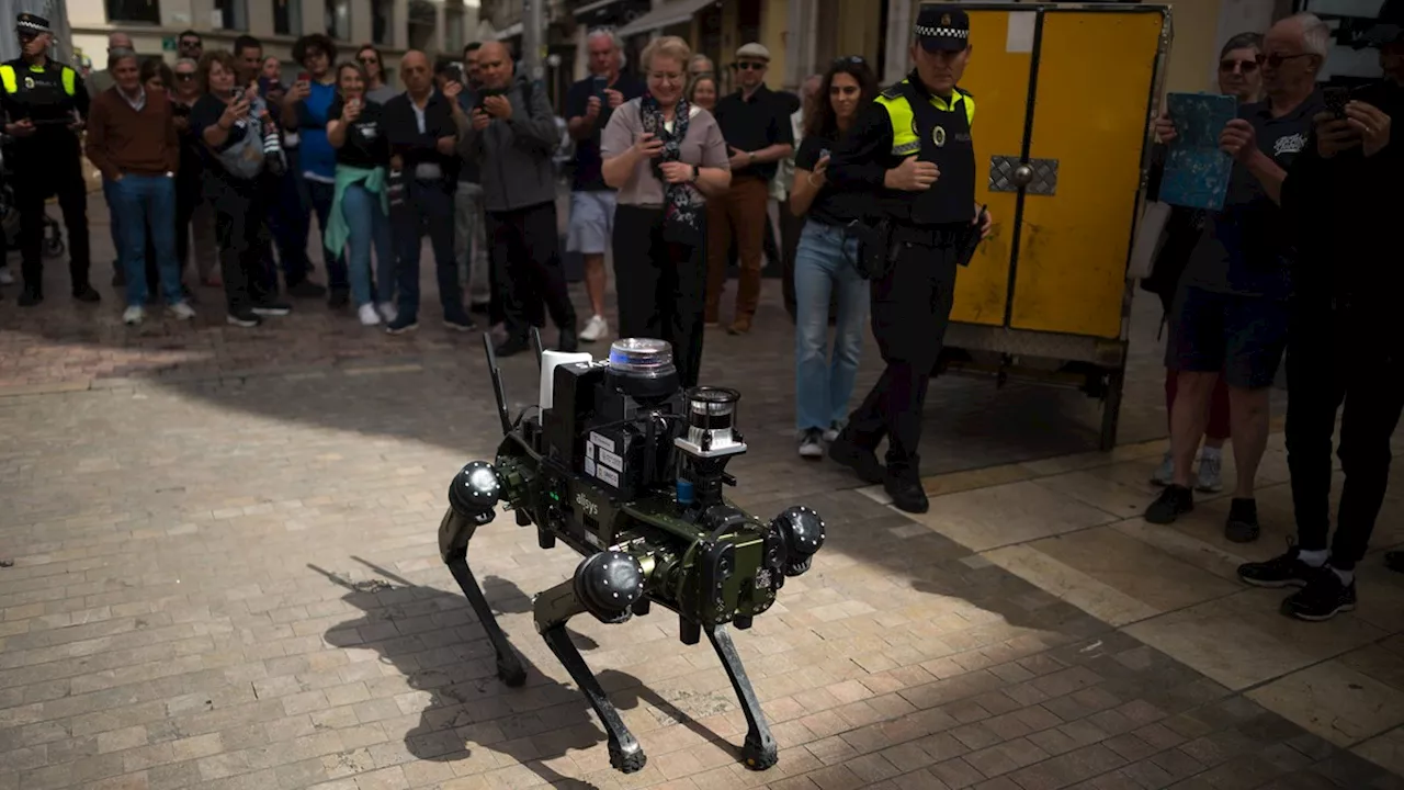Urlaub: Roboter-Hund hilft in Málaga Polizisten bei Verbrecherjagd